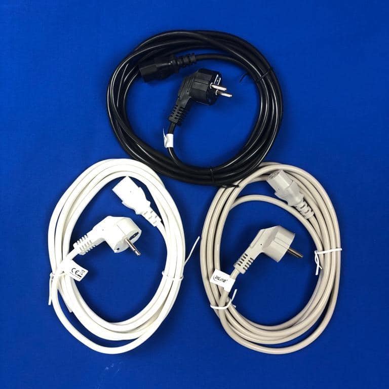 iznimno dugi/obojeni kabel za napajanje, kontakt za uzemljenje pod kutom prema IEC utikač C13